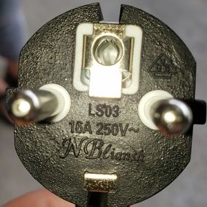 Meet your Posher, Ferhat